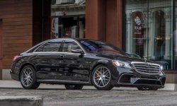 Новый Mercedes-AMG S63 W222: цена, фото, обзор, характеристики седана