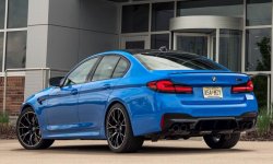 Новый BMW M5 2026: цена, фото, обзор, характеристики седана