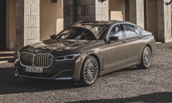 Новый BMW 7-серии 2022: цена, фото, обзор, характеристики седана