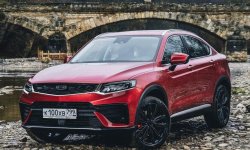 Новый Geely Tugella 2022: цена, фото, обзор, характеристики кроссовера