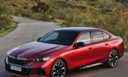 Новый BMW i5 2026: цена, фото, обзор, характеристики седана
