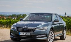 Новая Skoda Superb 2026: цена, фото, обзор, характеристики лифтбека