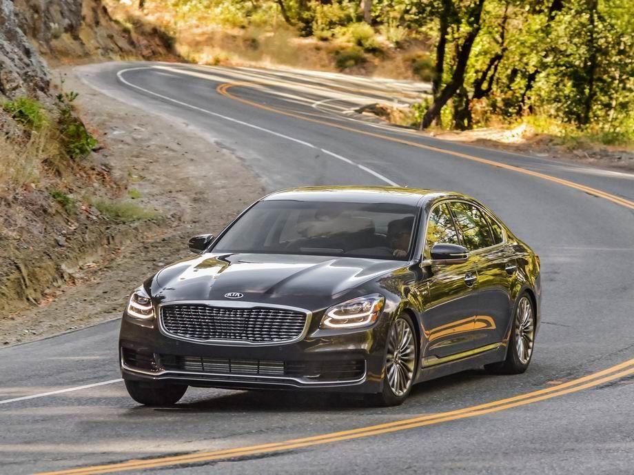 KIA K900 2022 года
