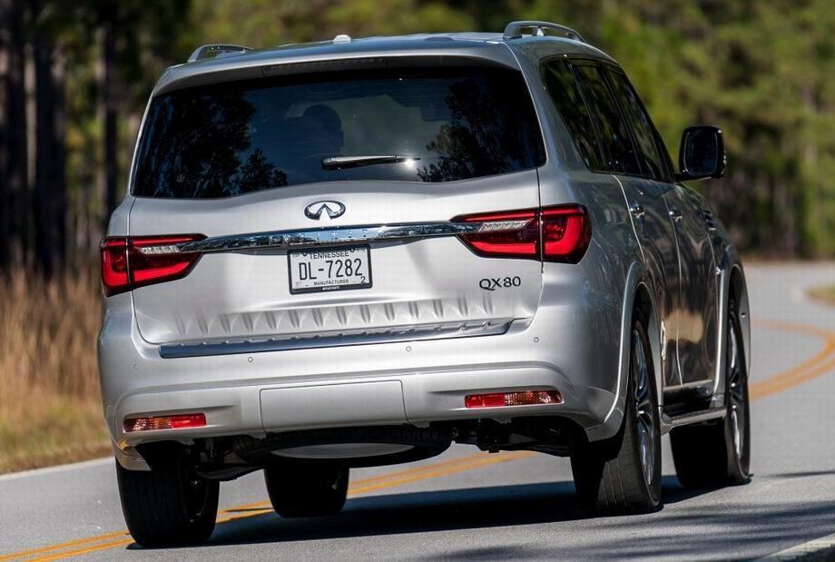 Салон Инфинити QX80