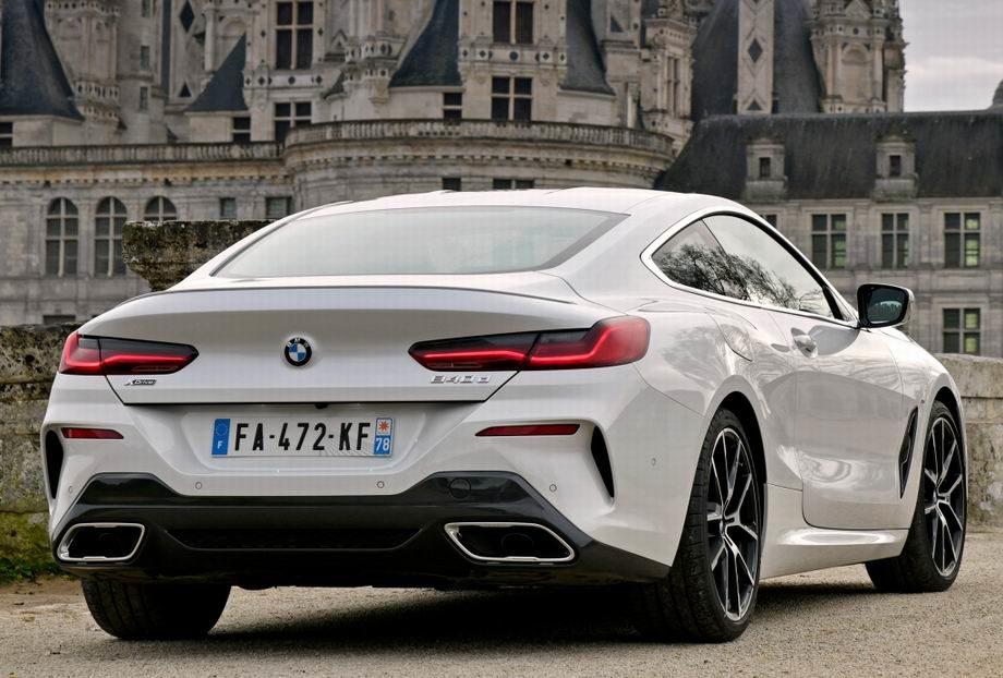 BMW 8-Series 2024 года