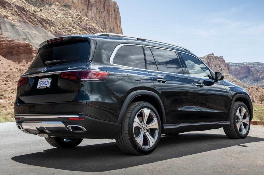 Mercedes GLS 2022 года