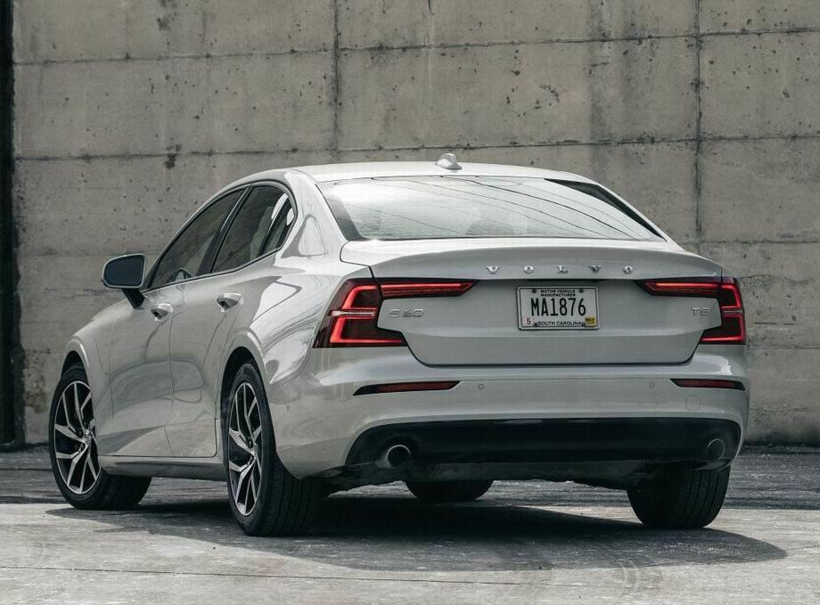 Volvo S60 2024 года