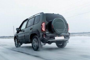 Lada Niva Travel