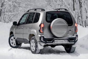 Lada Niva Travel