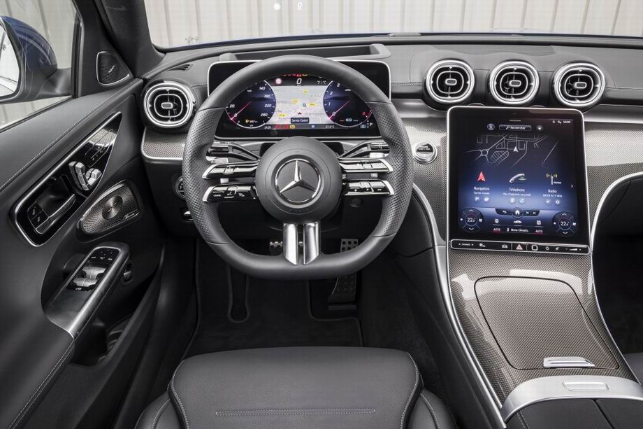 Салон нового Мерседес-Бенц C-Class W206