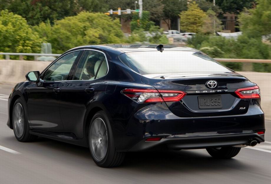 Toyota Camry 2022 в новом кузове