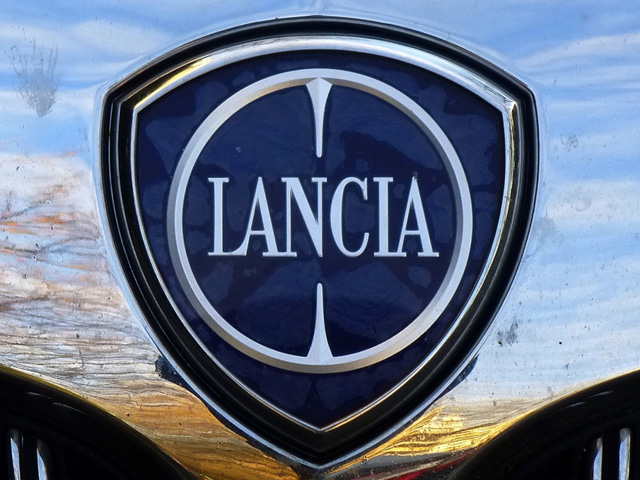 Эмблема Lancia 
